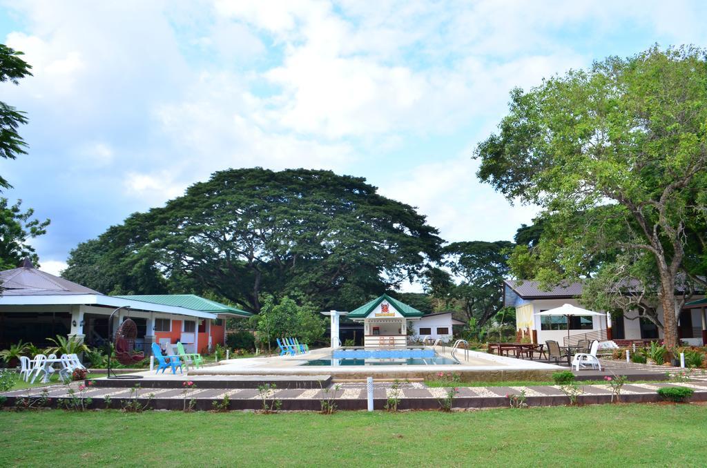 Ponce De Leon Garden Resort Powered By Aston Puerto Princesa Buitenkant foto