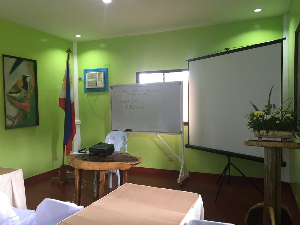Ponce De Leon Garden Resort Powered By Aston Puerto Princesa Buitenkant foto