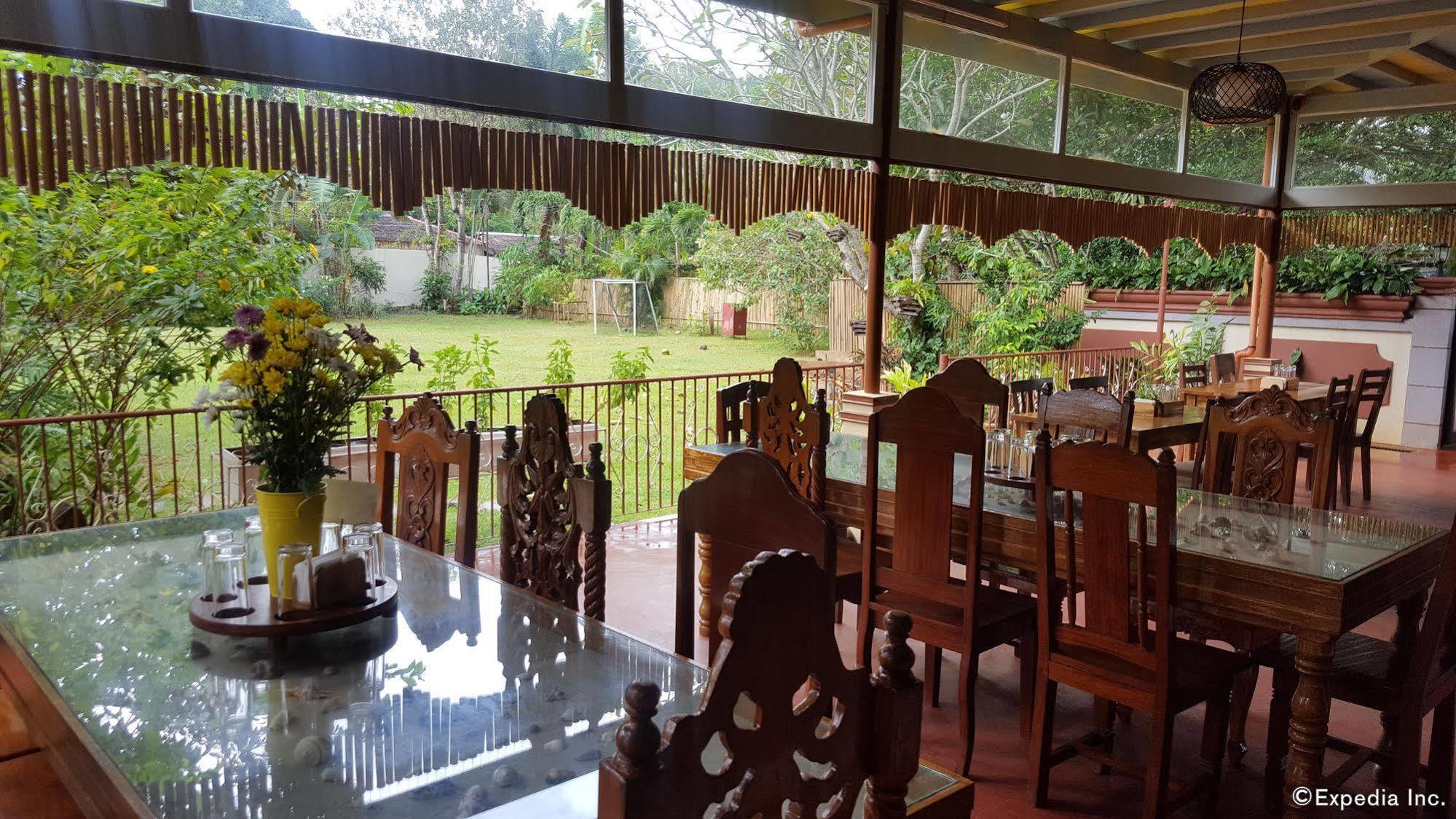 Ponce De Leon Garden Resort Powered By Aston Puerto Princesa Buitenkant foto